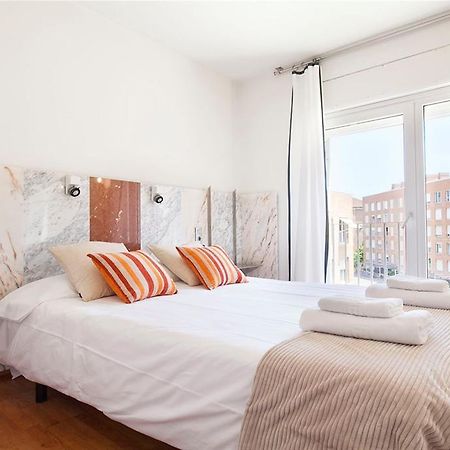 Stay U-Nique Apartments Salvador Espriu Barcelona Room photo