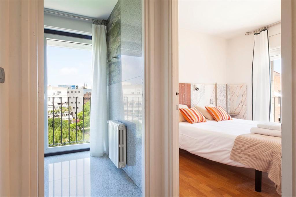 Stay U-Nique Apartments Salvador Espriu Barcelona Room photo